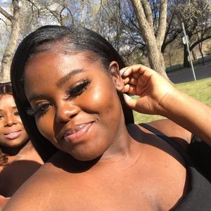 Meet your Posher, Kelcie